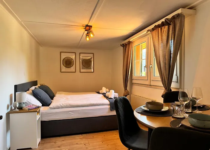 River 4-kissed Retreat With Iconic Jungfraujoch View