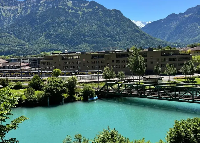 Appartamento River 4-kissed Retreat With Iconic Jungfraujoch View Interlaken