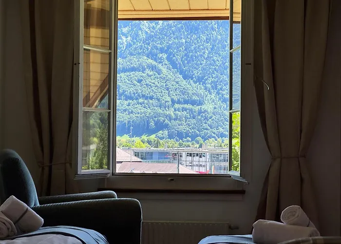 River 4-kissed Retreat With Iconic Jungfraujoch View