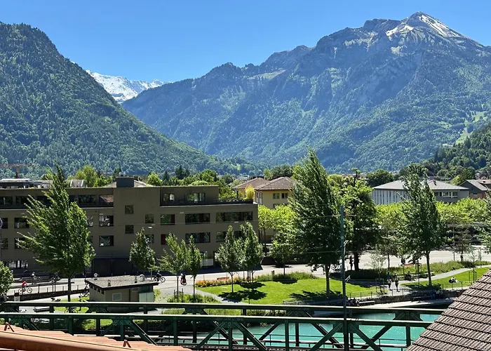 River 4-kissed Retreat With Iconic Jungfraujoch View *